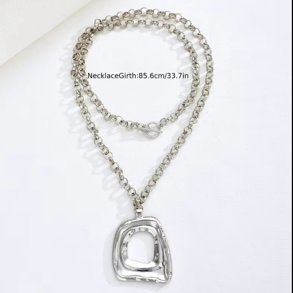 Exaggerated Silver Geometric Necklace with Toggle Clasp - Picture 4 of 9